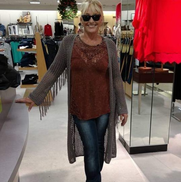 Meet your Posher, V - Picture 1 of 10